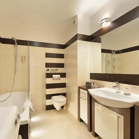 North Muszelkowa 2 *