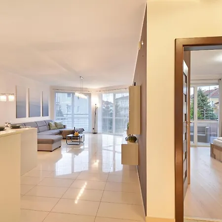 North Muszelkowa 2 *